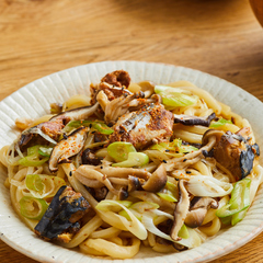 きのことさば缶のみそうどん