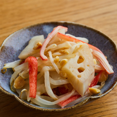 れんこんともやしのピーナッツあえ