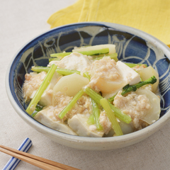 レンジで とろとろかぶと豆腐のそぼろ煮