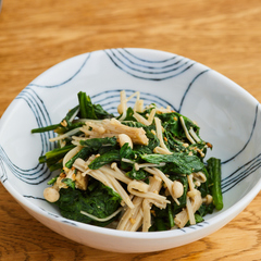 春菊とえのきのごまマヨあえ