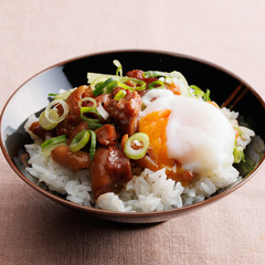 やきとり温玉どんぶり