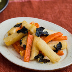 長いもとにんじんのサクサク海苔炒め