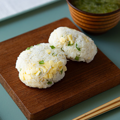しらすチーズおにぎり