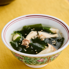 わかめとエリンギのスープ