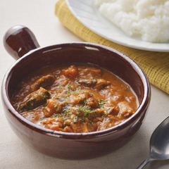 いわし缶とトマトのレンチンカレー