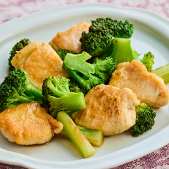 鶏むね肉とブロッコリーの照り焼き炒め