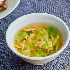 桜えびとキャベツの中華スープ
