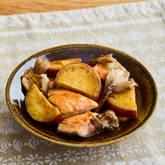鮭とさつまいものバターしょうゆ炒め