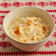 たまごともやしのサンラータン風スープ