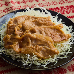 キャベツを食べる 豚肉の甘辛焼き