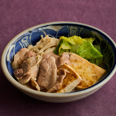 豚バラと白菜の肉豆腐
