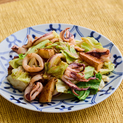 いかと春野菜のみそバター炒め