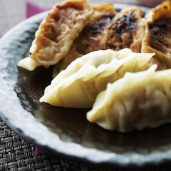 春キャベツと新玉ねぎの焼き餃子