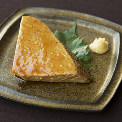 ぶりの照り焼き（えんげ食・介護食）