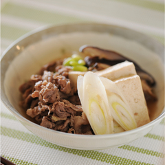 干し椎茸の風味がおいしい 肉豆腐