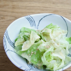 電子レンジで作る キャベツのごま味噌だれ