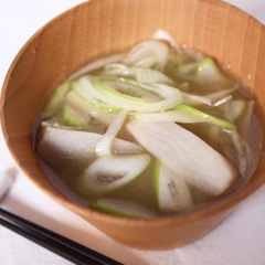 ねぎと里芋の味噌汁 風邪予防