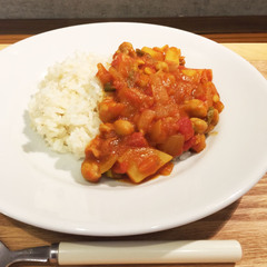 ひよこ豆とじゃがいものカレー