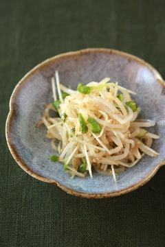もやしとかいわれ大根の和えもの
