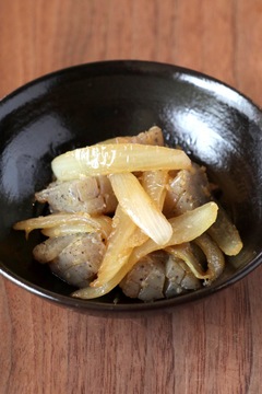 こんにゃくと玉ねぎの甘辛炒め