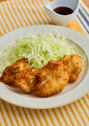 鶏むね肉の一口チキンカツ