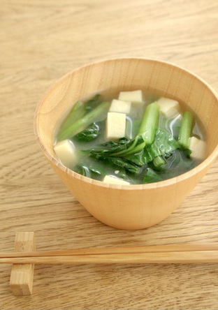 高野豆腐と小松菜の味噌汁