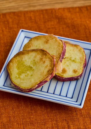 さつまいもの揚げ焼き天ぷら