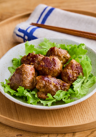 焼肉のたれで 照りマヨ豚こまボール