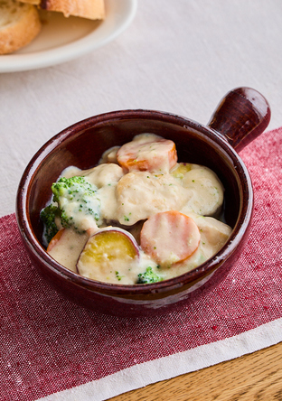 鶏むね肉とさつまいものクリーム煮