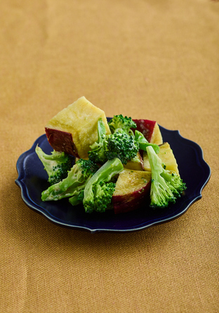 さつまいもとブロッコリーのマヨサラダ