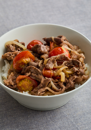トマト牛丼