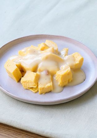 コンビニ食材で ふわふわ卵のカルボナーラソース