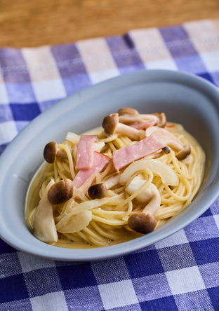低脂肪牛乳で作るカルボナーラ