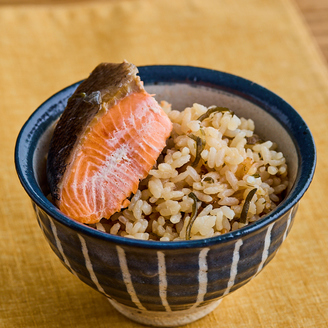 炊飯器でラクラク鮭ごはん
