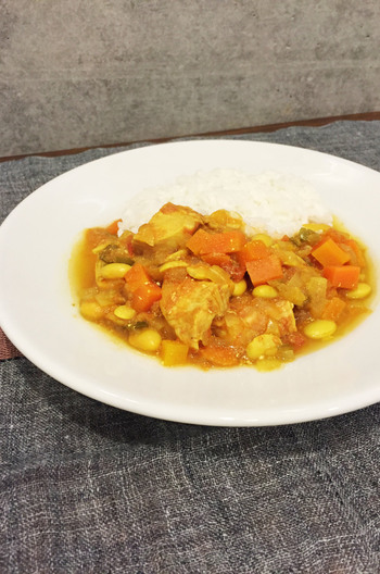 鶏むね肉と大豆のあっさりカレー