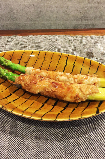 アスパラガスの肉巻