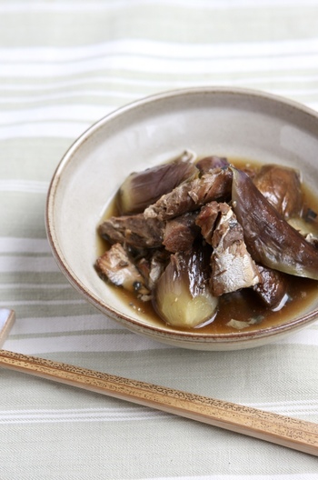 とろーり味がしみます なすとさば缶の煮物