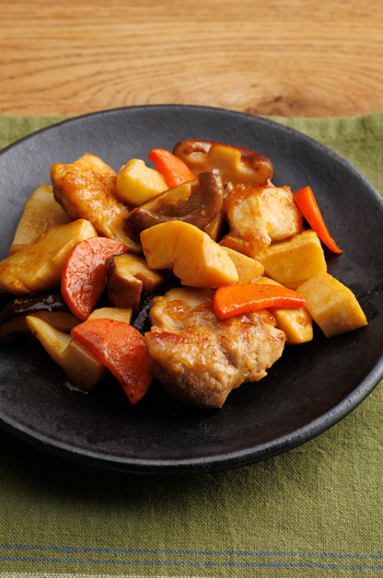 鶏肉とたけのこのピリ辛さっぱり炒め