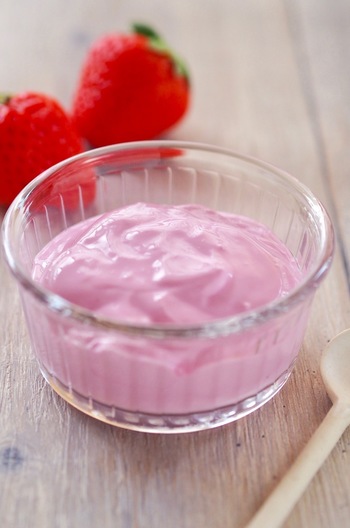 赤のビーツヨーグルト