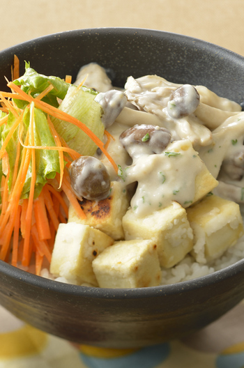 カリッと高野豆腐＆きのこクリーム煮どんぶり