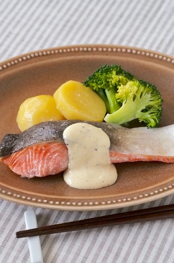 鮭のレンジ蒸し チーズマヨソース