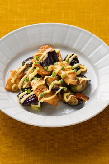 鶏むね肉となすのガーリック照り焼き