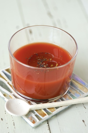 トマトジュースでスープ