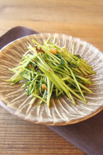豆苗のガーリック炒め