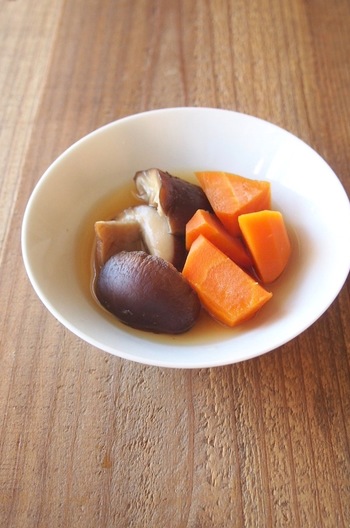 しいたけとにんじんの煮しめ