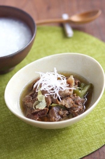 クタクタの牛すじ煮込み