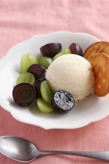 ぶどうとアイスクリーム