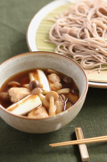 鶏肉ときのこのつけそば