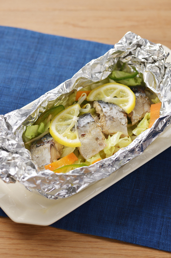 さば缶と野菜のレモンホイル焼き