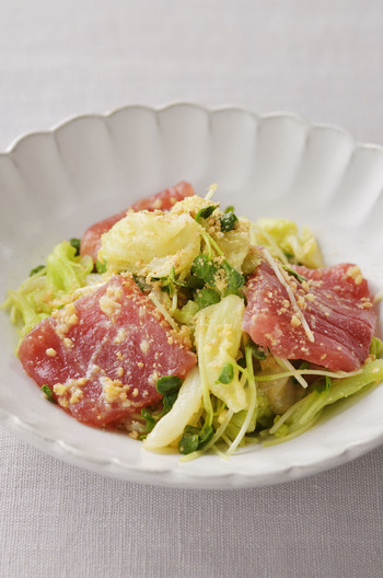 まぐろとキャベツのしょうが酢みそあえ